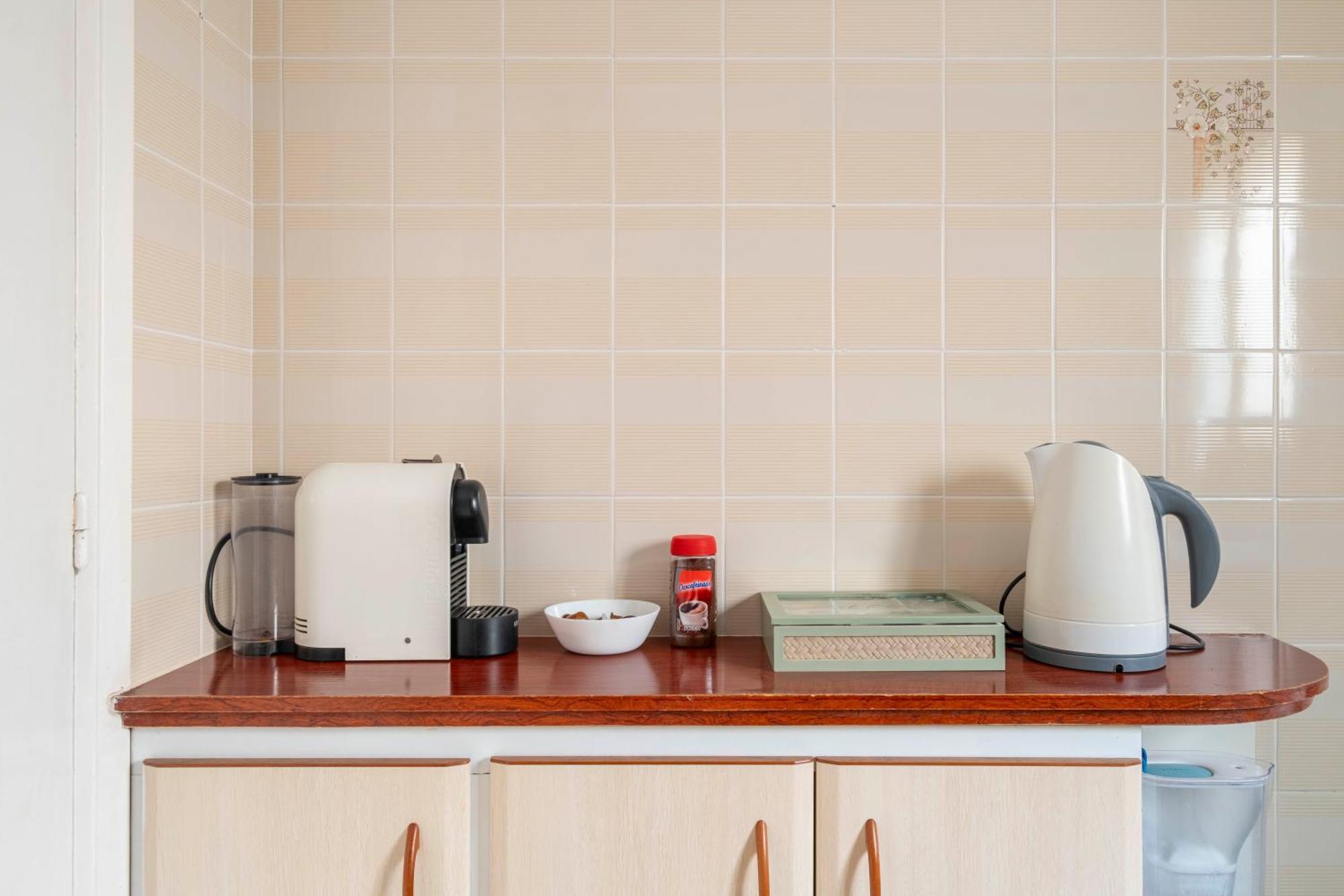 5 Min To The Sea And 15 Min To Barcelona Center Apartment Sant Adria de Besos Bagian luar foto